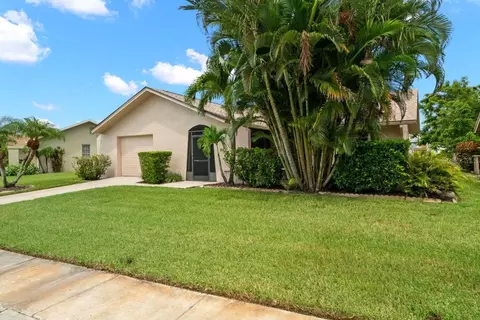 4347 Great Lakes Dr N, Clearwater, FL 33762