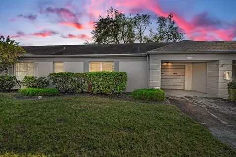 8236 Brentwood Rd, Seminole, FL 33777