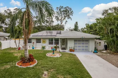 1611 San Charles Dr, Dunedin, FL 34698
