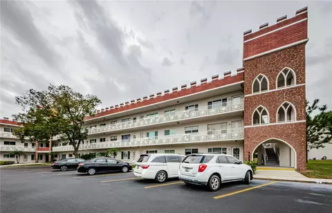 2363 Israeli Dr #25, Clearwater, FL 33763