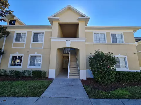9521 Grovedale Cir #201, Riverview, FL 33578