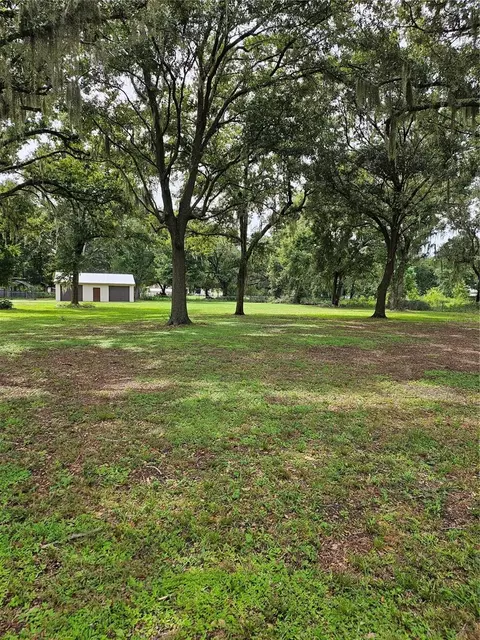 1540 Walker Rd, Lakeland, FL 33810