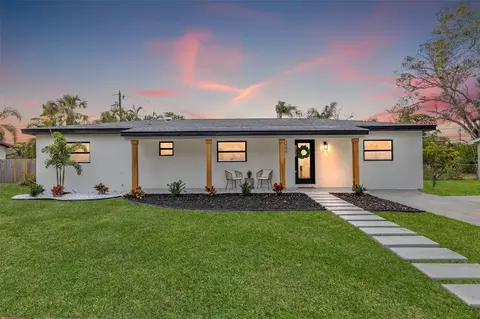 1400 Farragut Dr, Saint Petersburg, FL 33710