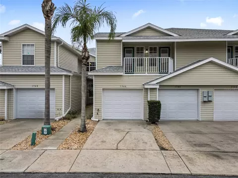 1946 Hammocks Ave, Lutz, FL 33549