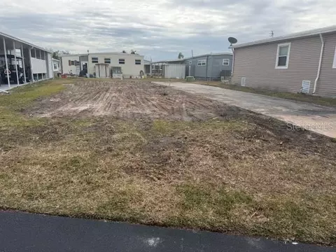 636 Mount Piney Ave NE #702, Saint Petersburg, FL 33702