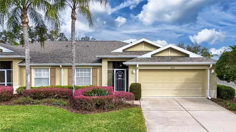 2103 Grantham Greens Dr, Sun City Center, FL 33573