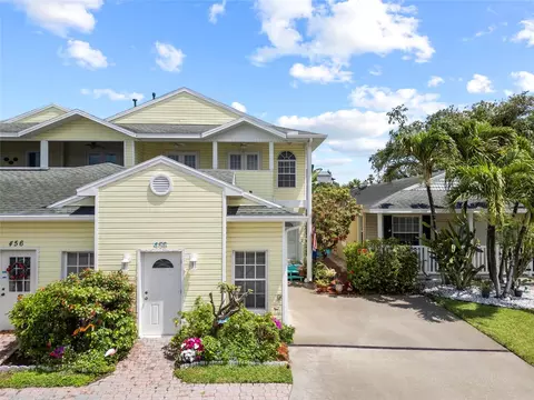458 Grant St, Dunedin, FL 34698