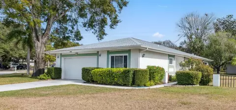 13000 Club Dr, Hudson, FL 34667