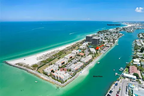 7537 Bayshore Dr #406, Treasure Island, FL 33706