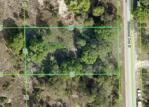 1611 Richmond Ave N, Lehigh Acres, FL 33972