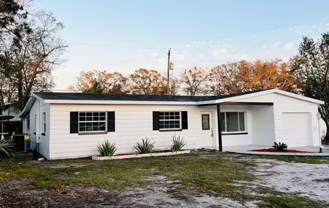 5109 Gateway Dr, Tampa, FL 33615
