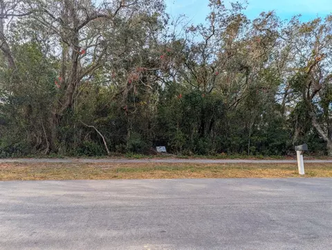 5427 Roble Ave, Spring Hill, FL 34608