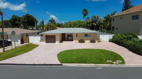 593 39th Ave, Saint Pete Beach, FL 33706
