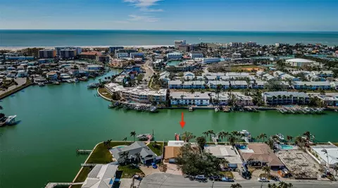 11650 4th St E, Treasure Island, FL 33706