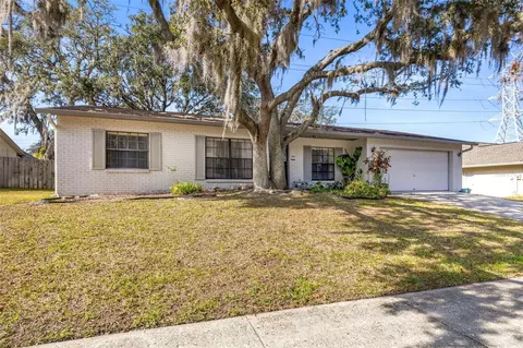 9422 Bellhaven St, Temple Terrace, FL 33637