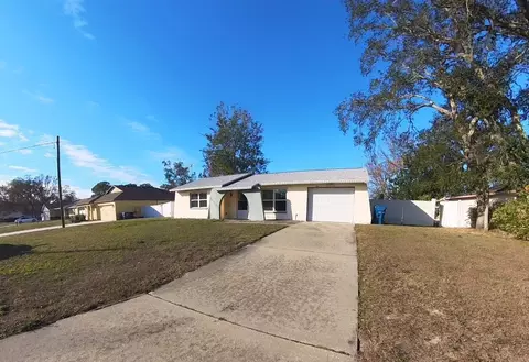 2129 Clayton Ave, Spring Hill, FL 34609
