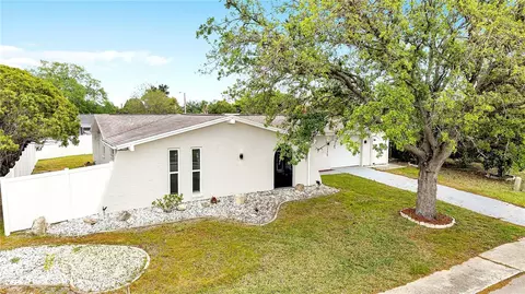 9334 Ledgestone Ln, Port Richey, FL 34668