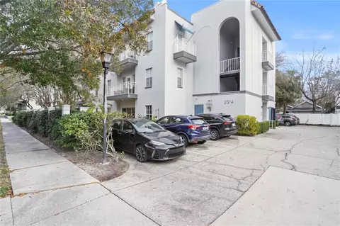 2314 S Clewis Ct #201, Tampa, FL 33629