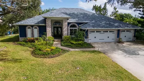 10745 Bardes Ct, Seminole, FL 33777