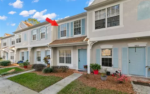 8615 Hunters Key Cir, Tampa, FL 33647