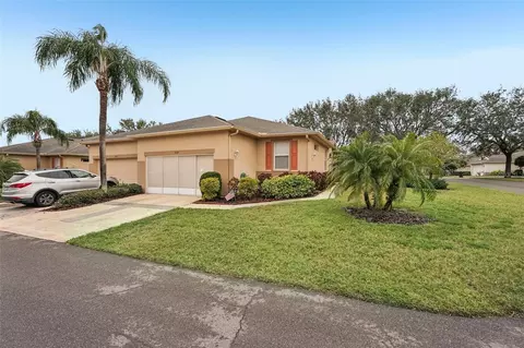 2028 Acadia Greens Dr, Sun City Center, FL 33573
