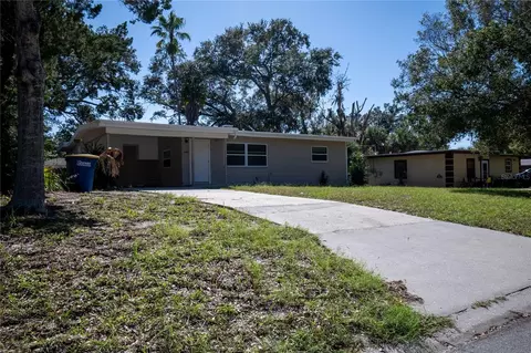 1349 Woodbine St, Clearwater, FL 33755