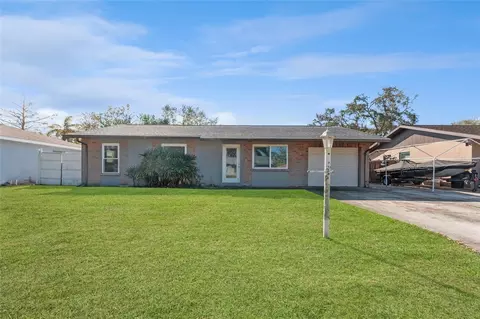 6512 2nd Ave NE, Bradenton, FL 34208