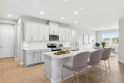 Kitchen - 5028 124th Ave E, Parrish, FL 34219 photo 1 of 4