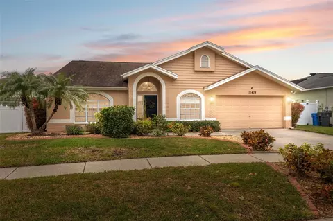 11424 Zenith Cir, Tampa, FL 33635