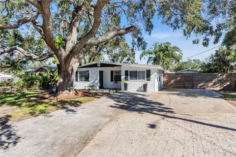 6706 S Kissimmee St, Tampa, FL 33616