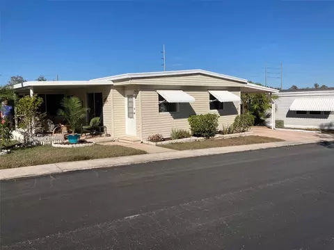 52 Frangipani Cir, Largo, FL 33770