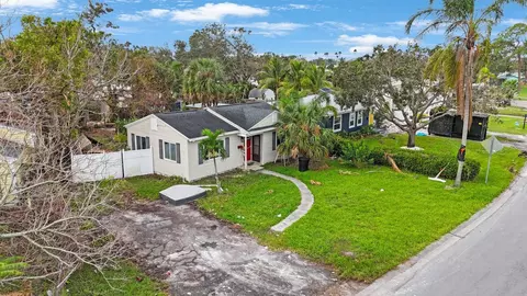 108 85th Ave N, Saint Petersburg, FL 33702