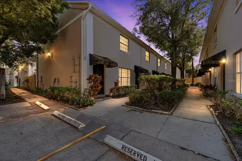 408 S Arrawana Ave #C4, Tampa, FL 33609