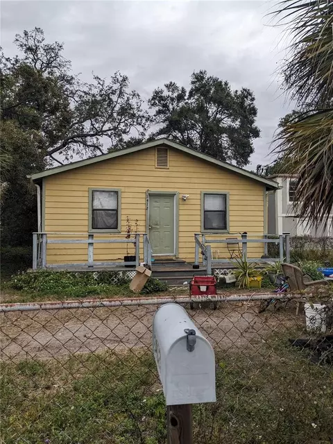 2412 E Dr Martin Luther King Jr Blvd, Tampa, FL 33610