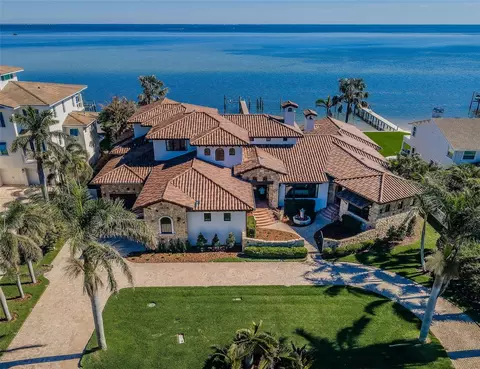 3901 Bayshore Blvd NE, Saint Petersburg, FL 33703