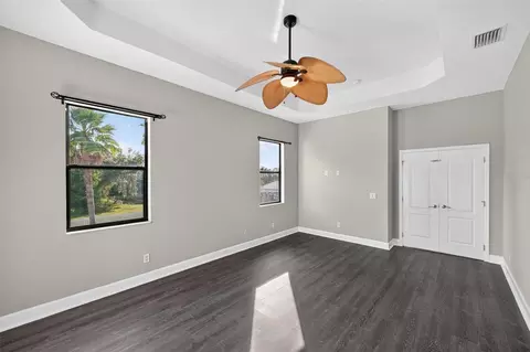 Bedroom - 3870 155th Ave E, Parrish, FL 34219 photo 2 of 10