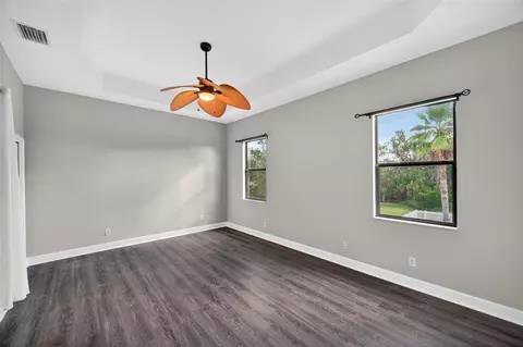 Bedroom - 3870 155th Ave E, Parrish, FL 34219 photo 1 of 10