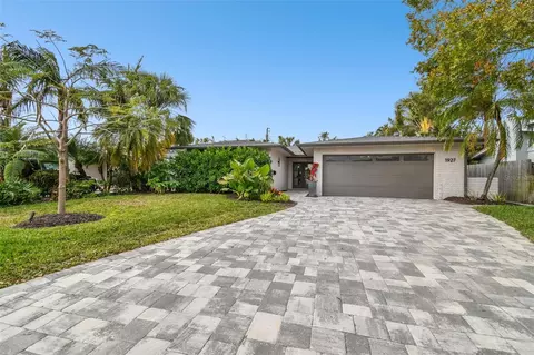 1927 Montana Ave NE, Saint Petersburg, FL 33703