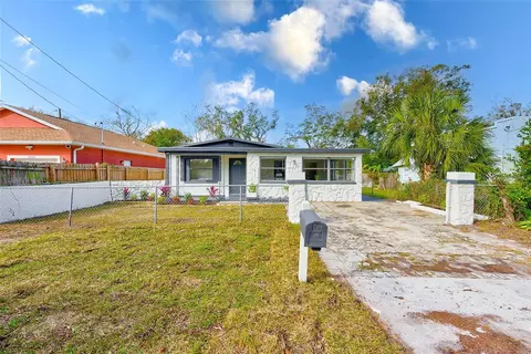 8306 N Klondyke St, Tampa, FL 33604