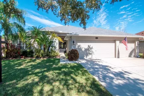 3812 Misty Landing Dr, Valrico, FL 33594