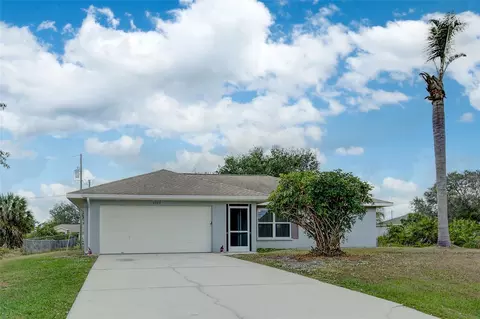 2369 N Biscayne Dr, North Port, FL 34291