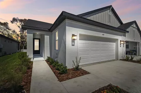 3739 Nandina Cir, Sun City Center, FL 33573