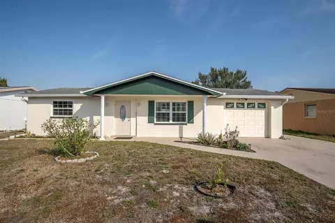 1400 Solar Dr, Holiday, FL 34691