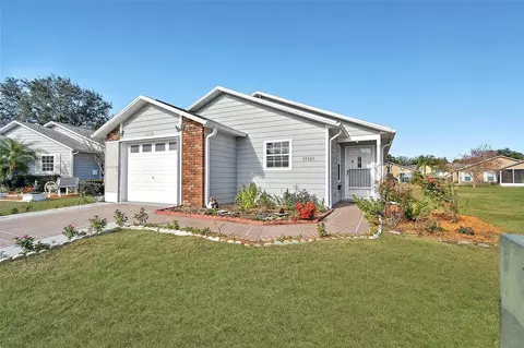 37401 Wedgewood Dr, Zephyrhills, FL 33542