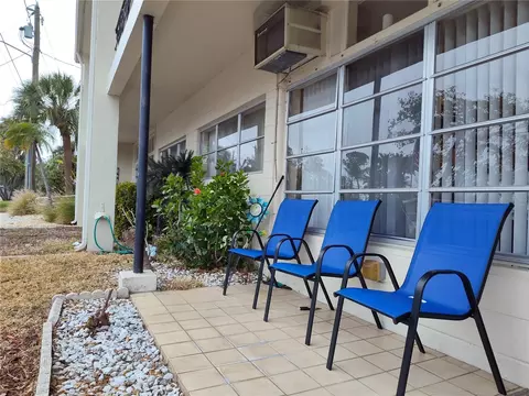 5745 40th Ave N #152B, Kenneth City, FL 33709