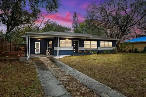 218 W Seneca Ave, Tampa, FL 33612