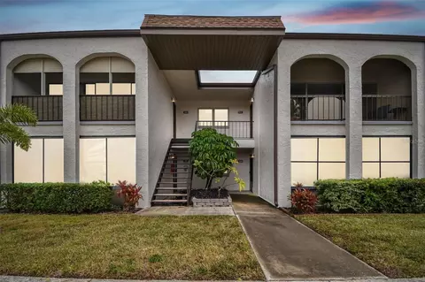 7701 Starkey Rd #105, Seminole, FL 33777