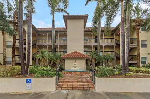 2400 Feather Sound Dr #913, Clearwater, FL 33762