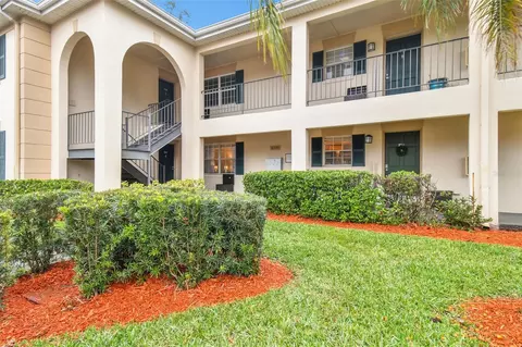 10330 Carrollwood Ln #93, Tampa, FL 33618