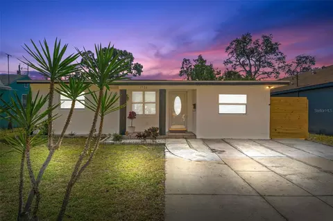 3726 Abington Ave S, Saint Petersburg, FL 33711